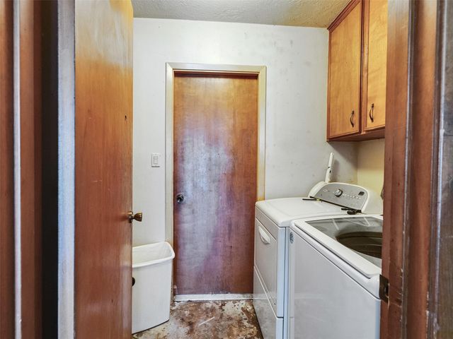 16411 Seven Waves Court, Crosby, TX 77532