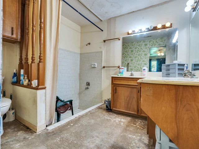 16411 Seven Waves Court, Crosby, TX 77532