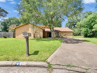 16411 Seven Waves Court, Crosby, TX 77532