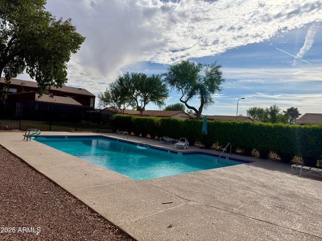 2663 E Silk Oak Drive, Tempe, AZ 85288