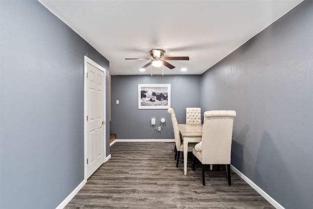 1275 E 36th Court, Des Moines, IA 50317