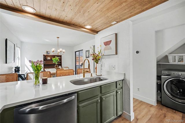 8975 W 89th Place, Broomfield, CO 80021