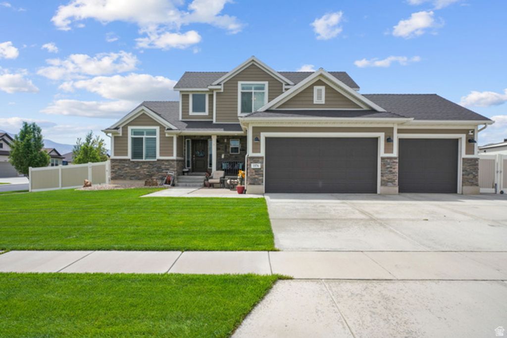 1576 E LOWE PEAK DR, Eagle Mountain, UT 84005 — photo 3