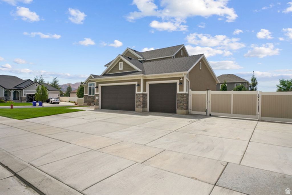 1576 E LOWE PEAK DR, Eagle Mountain, UT 84005 — photo 4