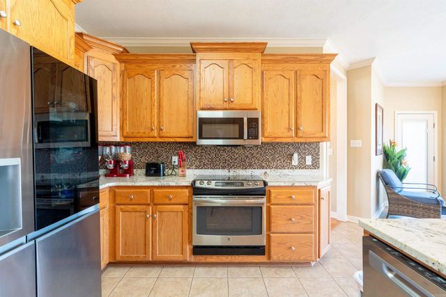 15 Lost Creek Dr, Heber Springs, AR 72543