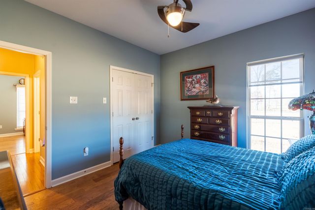 15 Lost Creek Dr, Heber Springs, AR 72543