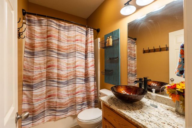 15 Lost Creek Dr, Heber Springs, AR 72543