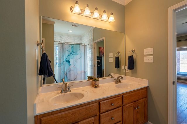 15 Lost Creek Dr, Heber Springs, AR 72543