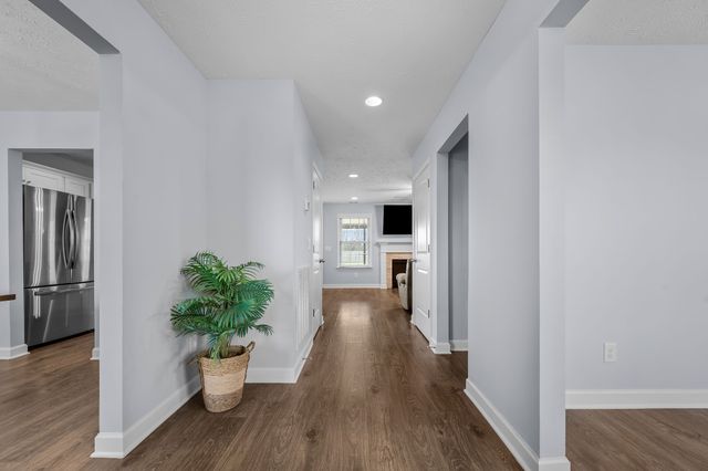 3042 Ronstadt Dr, Christiana, TN 37037