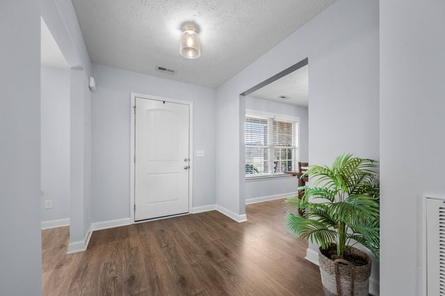 3042 Ronstadt Dr, Christiana, TN 37037