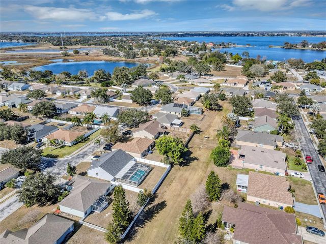 523 TERRANOVA CIRCLE, Winter Haven, FL 33884