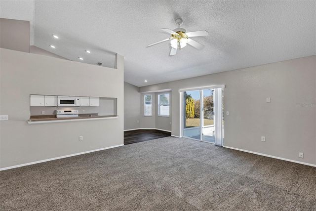 523 TERRANOVA CIRCLE, Winter Haven, FL 33884