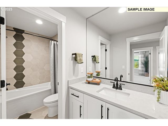 5429 N 93RD Ave Lt 211, Camas, WA 98607