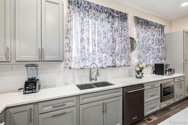 7885 W 43rd Circle, Wheat Ridge, CO 80033