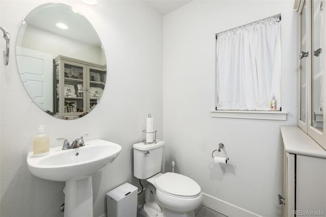 7885 W 43rd Circle, Wheat Ridge, CO 80033