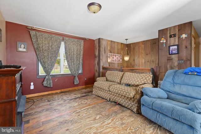 380 FOYE RD, Sunbury, PA 17801