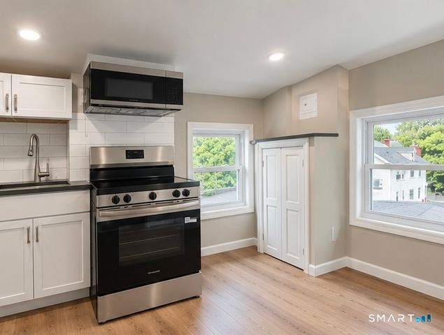206 Jefferson Street 3, Hartford, CT 06106