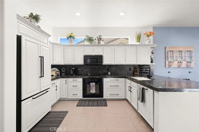 36627 Crown Street, Palm Desert, CA 92211