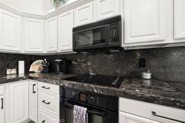 36627 Crown Street, Palm Desert, CA 92211