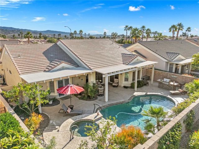 36627 Crown Street, Palm Desert, CA 92211