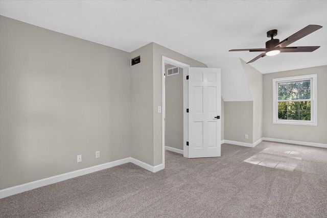 4437 S Oakley Road, Janesville, WI 53546