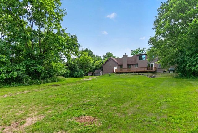 4437 S Oakley Road, Janesville, WI 53546