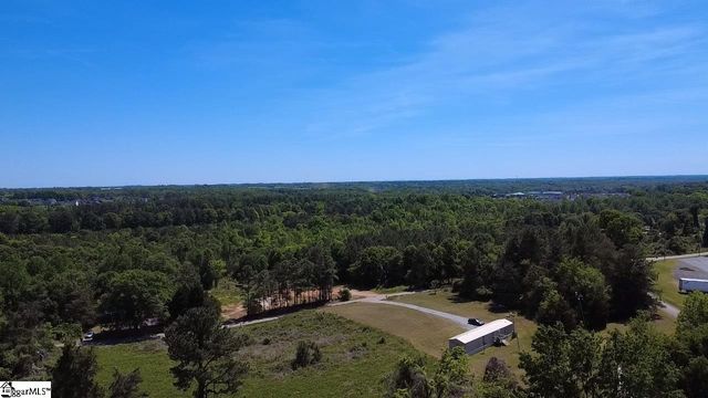 215 Leonard Road, Duncan, SC 29334