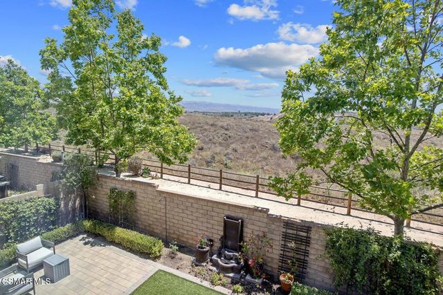 7092 Crimora Avenue, Moorpark, CA 93021