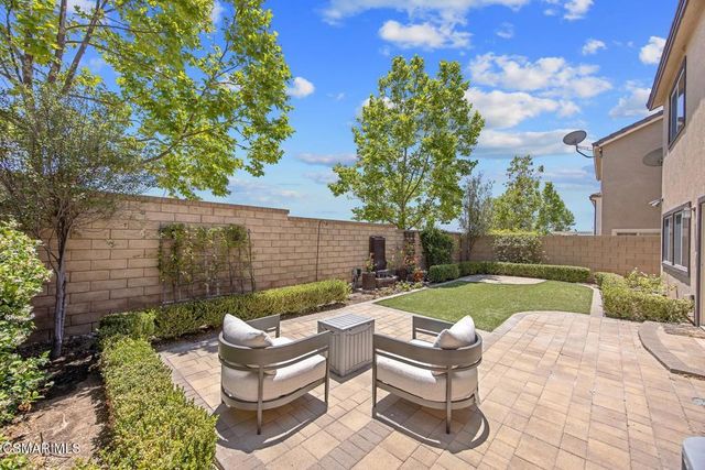 7092 Crimora Avenue, Moorpark, CA 93021