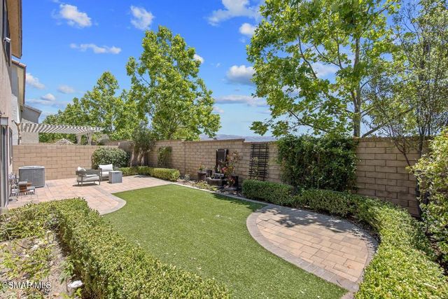 7092 Crimora Avenue, Moorpark, CA 93021