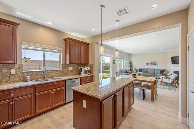 7092 Crimora Avenue, Moorpark, CA 93021