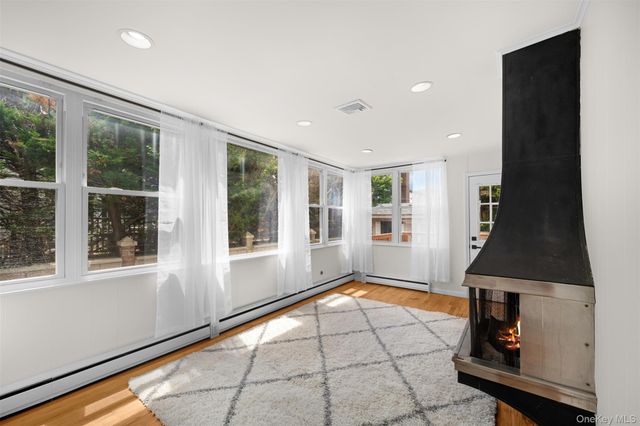 2716 Hewlett Avenue, Merrick, NY 11566