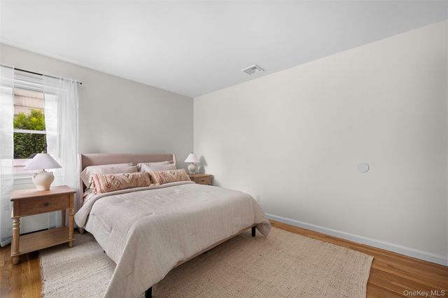 2716 Hewlett Avenue, Merrick, NY 11566