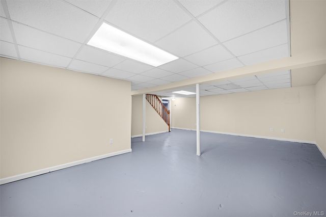 2716 Hewlett Avenue, Merrick, NY 11566