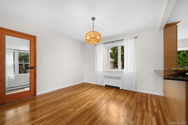 2716 Hewlett Avenue, Merrick, NY 11566
