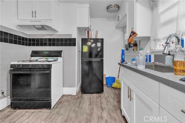 4915 2nd, Los Angeles, CA 90043