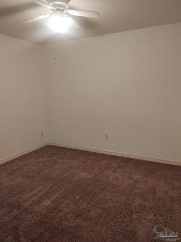 5268 Deerfoot Ln, Milton, FL 32570