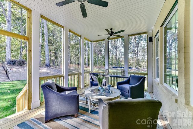 752 Lynderhill Lane, Matthews, NC 28105