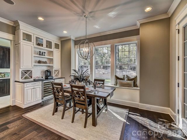 752 Lynderhill Lane, Matthews, NC 28105