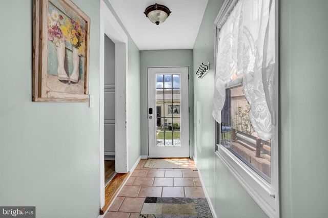 1335 CENTER ST, Bethlehem, PA 18018