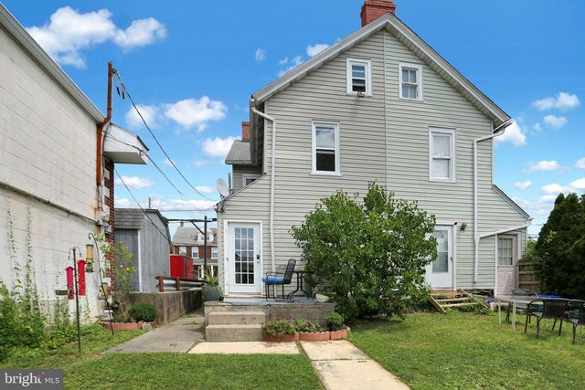 1335 CENTER ST, Bethlehem, PA 18018