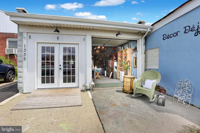 1335 CENTER ST, Bethlehem, PA 18018