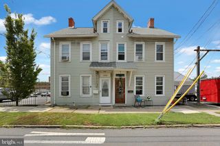 1335 CENTER ST, Bethlehem, PA 18018