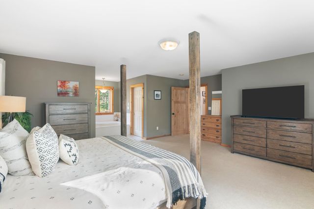 17 Scoot Circle, Wilmington, VT 04360