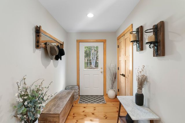 17 Scoot Circle, Wilmington, VT 04360