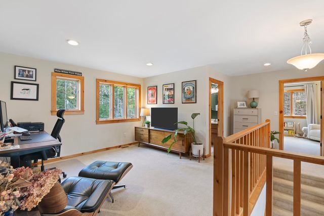 17 Scoot Circle, Wilmington, VT 04360