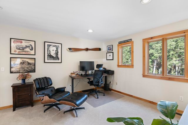 17 Scoot Circle, Wilmington, VT 04360