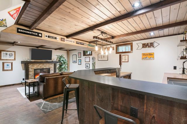 17 Scoot Circle, Wilmington, VT 04360