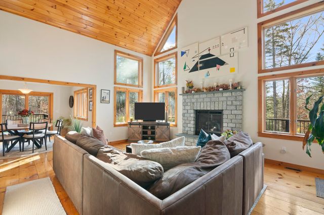 17 Scoot Circle, Wilmington, VT 04360