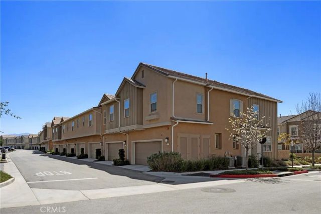 22886 Concord, Saugus, CA 91350